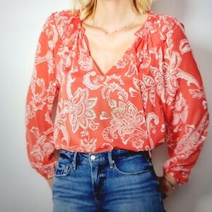 Evereve Hayden Gathered Chiffon Blouse Size Medium